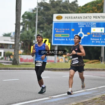 Runner Photo 3998972