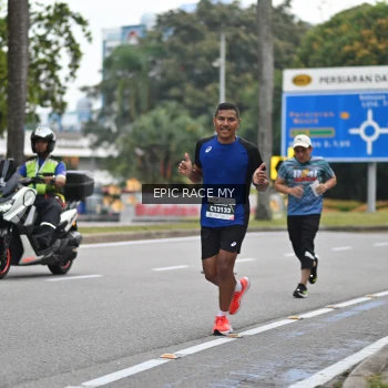 Runner Photo 3998982