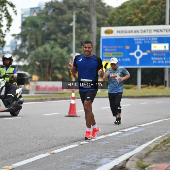 Runner Photo 3998983