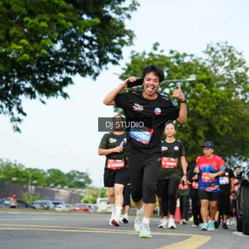 Runner Photo 3998984