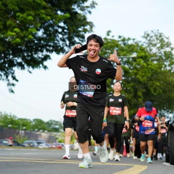 Runner Photo 3998999