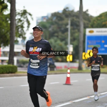 Runner Photo 3999027