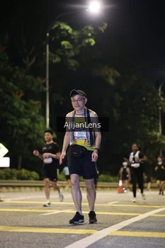 Runner Photo 3999034
