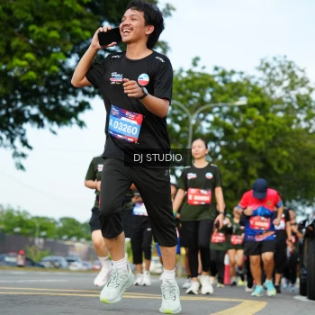 Runner Photo 3999038