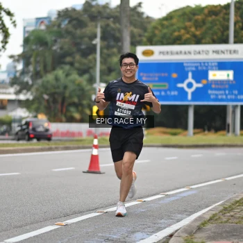 Runner Photo 3999040