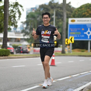 Runner Photo 3999049
