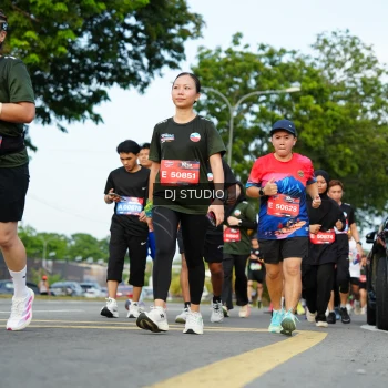 Runner Photo 3999057