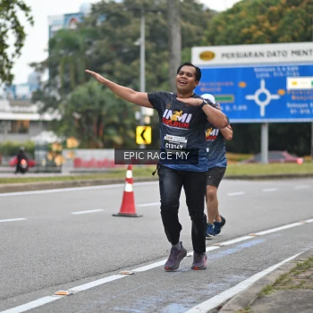 Runner Photo 3999061