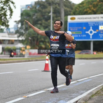 Runner Photo 3999068