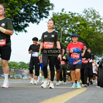 Runner Photo 3999071