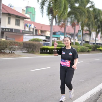 Runner Photo 3999098