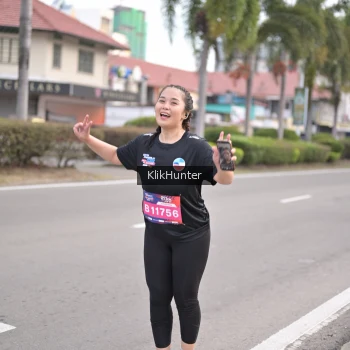 Runner Photo 3999099