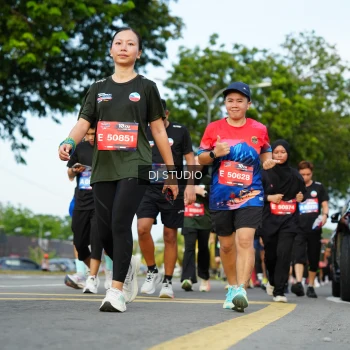Runner Photo 3999105