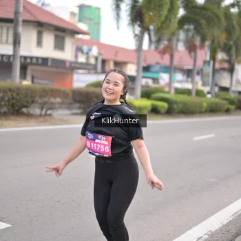 Runner Photo 3999111