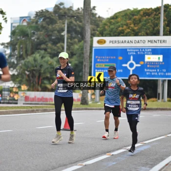 Runner Photo 3999126