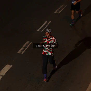 Runner Photo 3999128