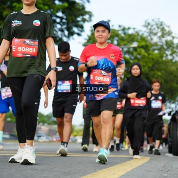 Runner Photo 3999129