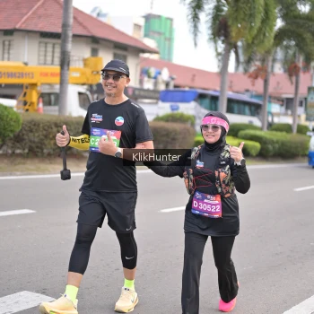 Runner Photo 3999134
