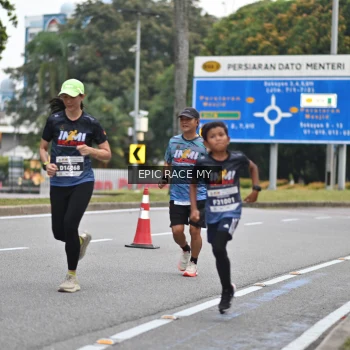 Runner Photo 3999138