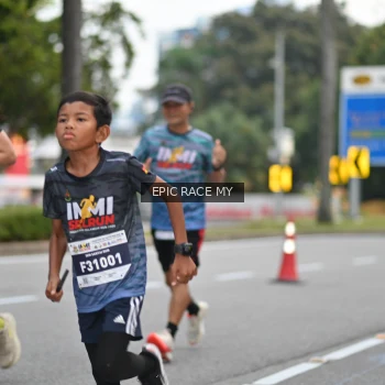 Runner Photo 3999148