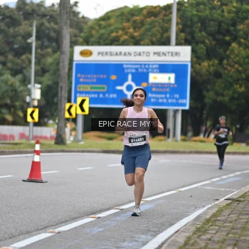 Runner Photo 3999162