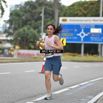 Runner Photo 3999170