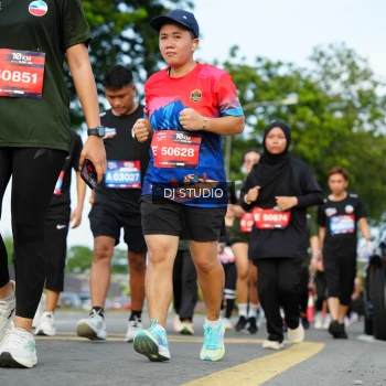 Runner Photo 3999179
