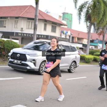 Runner Photo 3999180