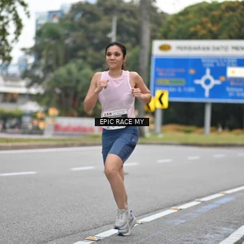 Runner Photo 3999192