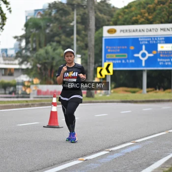 Runner Photo 3999200