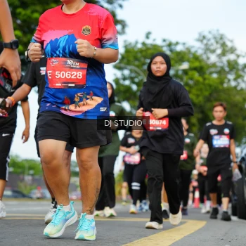Runner Photo 3999201