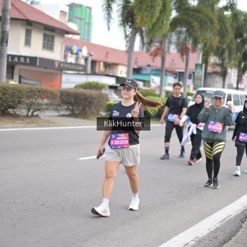 Runner Photo 3999205