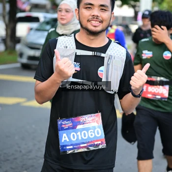 Runner Photo 3999206