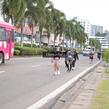 Runner Photo 3999209