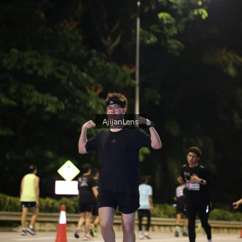 Runner Photo 3999218