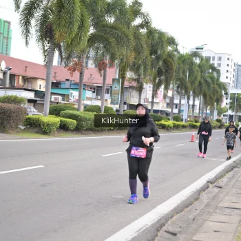 Runner Photo 3999256
