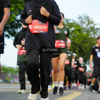 Runner Photo 3999260