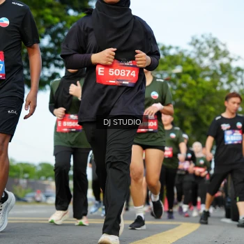 Runner Photo 3999265