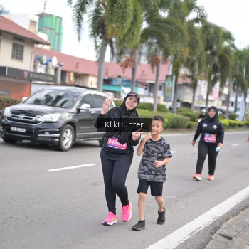 Runner Photo 3999273