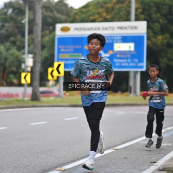 Runner Photo 3999277