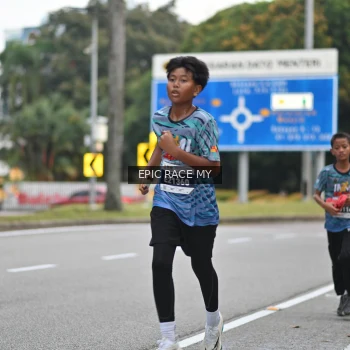 Runner Photo 3999279
