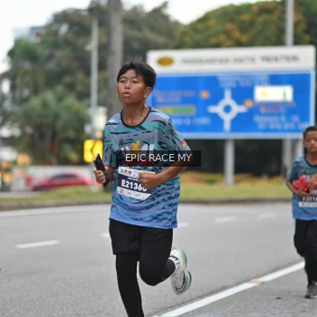 Runner Photo 3999290