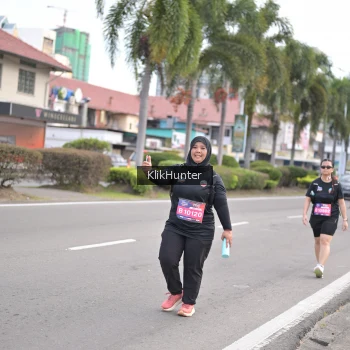 Runner Photo 3999291