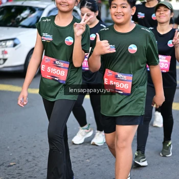 Runner Photo 3999300