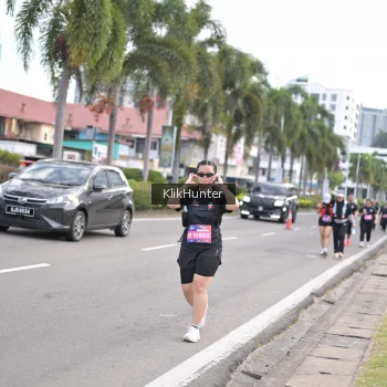 Runner Photo 3999308