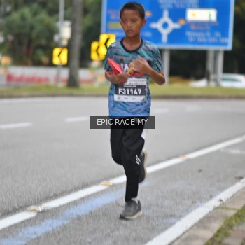 Runner Photo 3999322