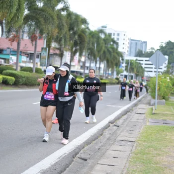 Runner Photo 3999323