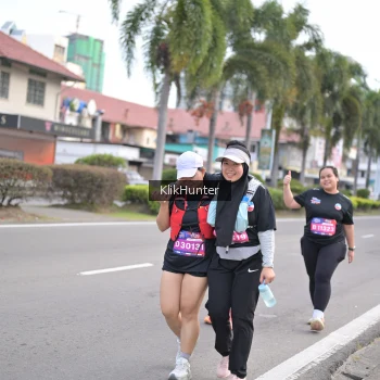 Runner Photo 3999335