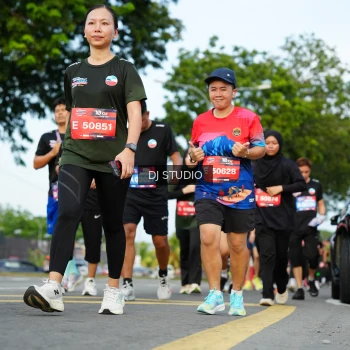 Runner Photo 3999349