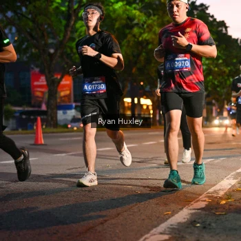 Runner Photo 3999375